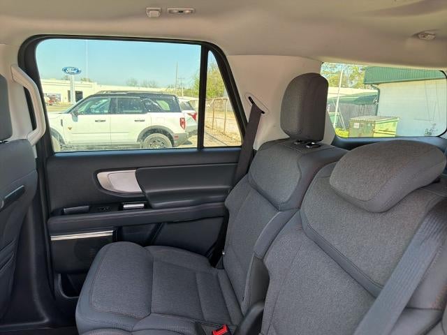 2025 Ford Expedition Active 4x2