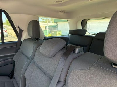 2025 Ford Expedition Active 4x2