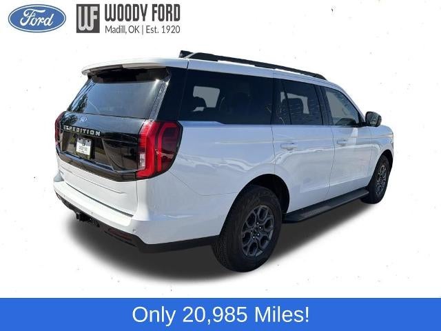 2025 Ford Expedition Active 4x2