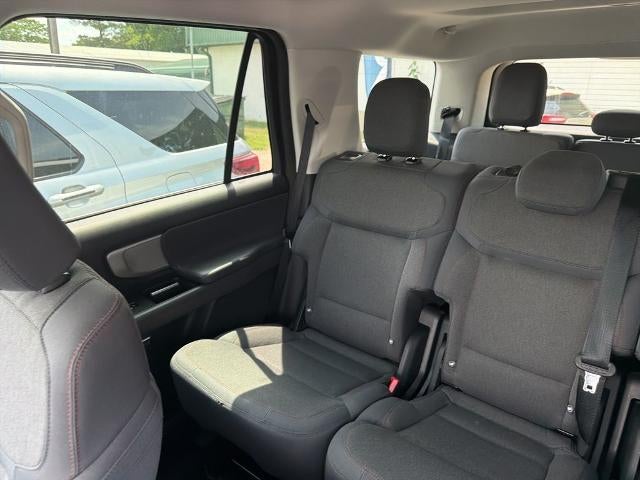 2025 Ford Expedition Active 4x2