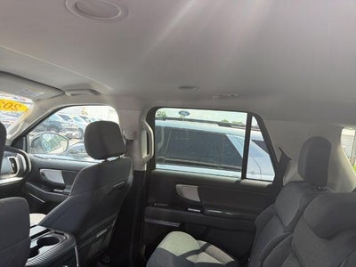 2025 Ford Expedition Active 4x2