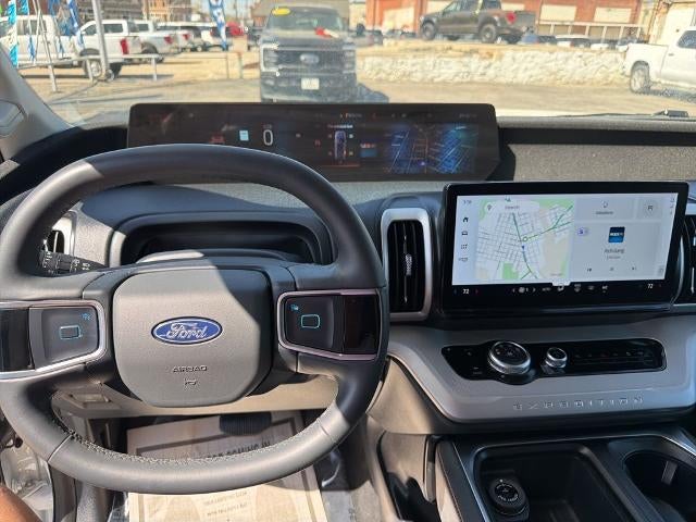 2025 Ford Expedition Active 4x2
