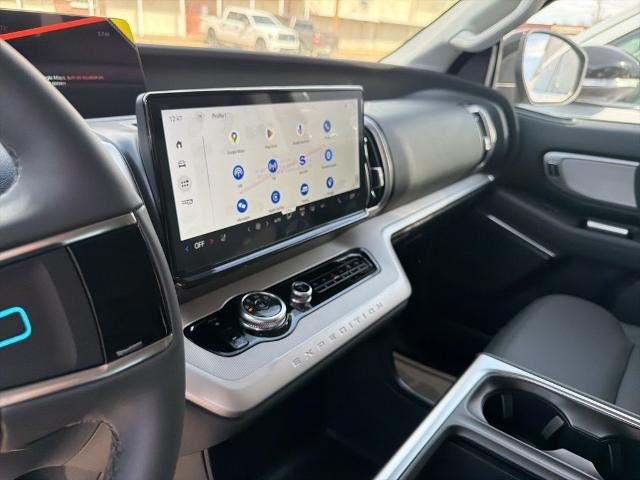 2026 Ford Expedition Active 4x2