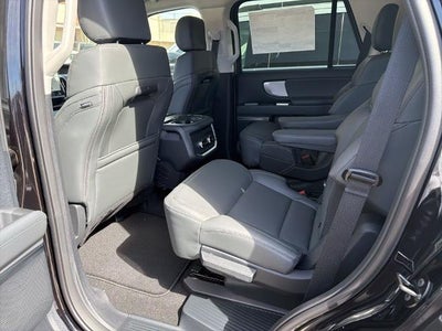 2026 Ford Expedition Active 4x2