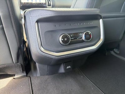 2026 Ford Expedition Active 4x2