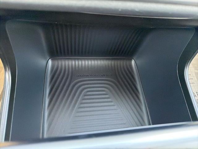 2026 Ford Expedition Active 4x2