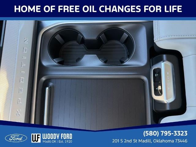 2026 Ford Expedition Active 4x2