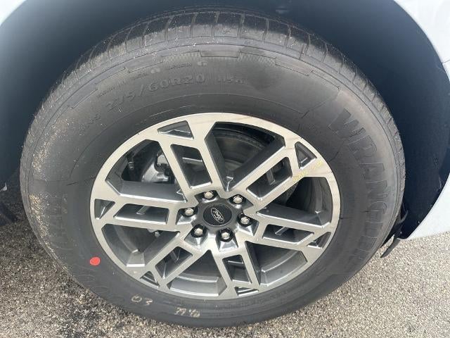 2025 Ford Expedition Active 4x2