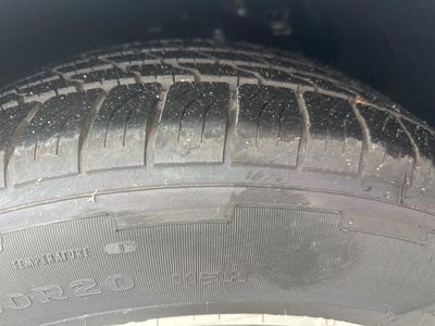 2025 Ford Expedition Active 4x2