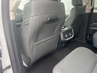 2025 Ford Expedition Active 4x2