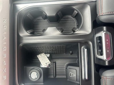 2025 Ford Expedition Active 4x2