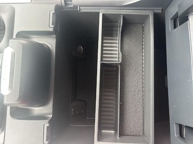 2025 Ford Expedition Active 4x2