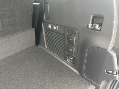 2025 Ford Expedition Active 4x2