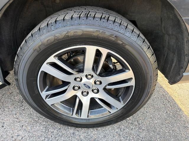 2022 Ford Expedition XLT 4x2