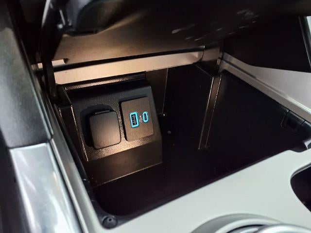 2024 Ford Explorer XLT RWD