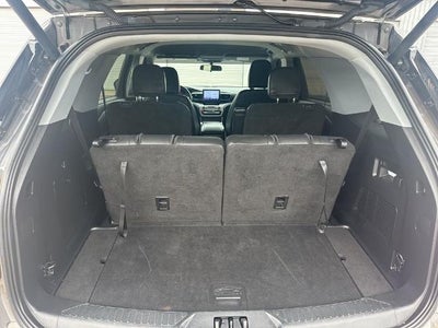 2022 Ford Explorer XLT RWD