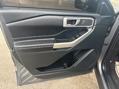 2022 Ford Explorer XLT RWD