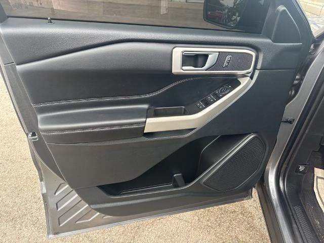 2022 Ford Explorer XLT RWD