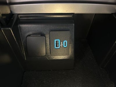 2022 Ford Explorer XLT RWD