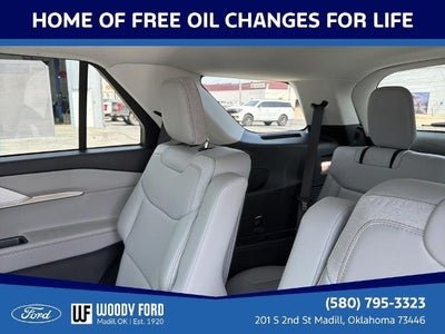 2026 Ford Explorer Active w/100A Pkg RWD