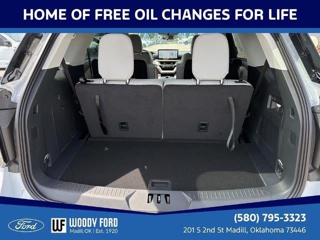 2026 Ford Explorer Active w/100A Pkg RWD