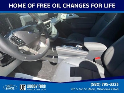 2027 Ford Explorer Active w/100A Pkg RWD