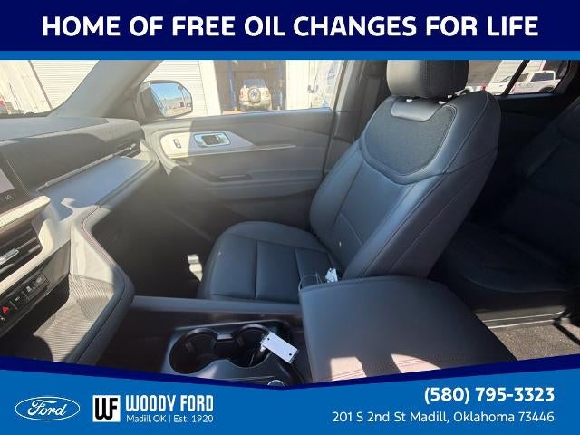 2027 Ford Explorer Active w/100A Pkg RWD