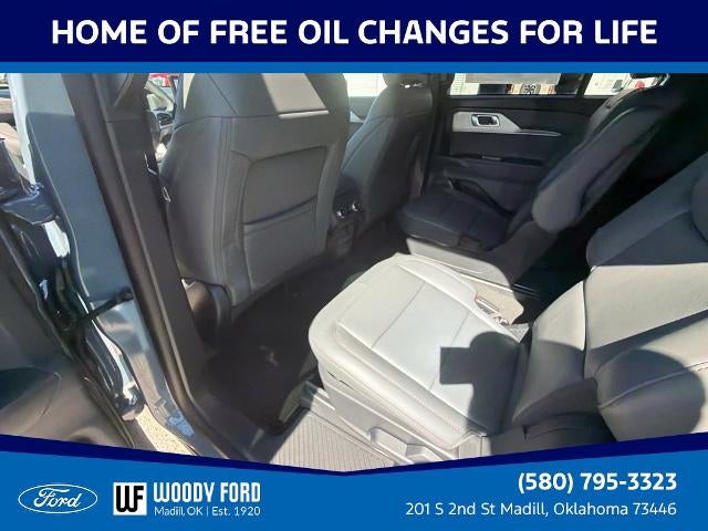 2027 Ford Explorer Active w/100A Pkg RWD