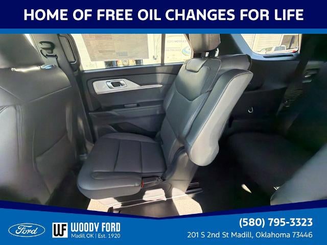 2027 Ford Explorer Active w/100A Pkg RWD