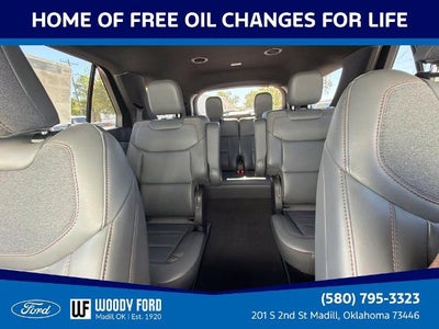 2027 Ford Explorer Active w/100A Pkg RWD