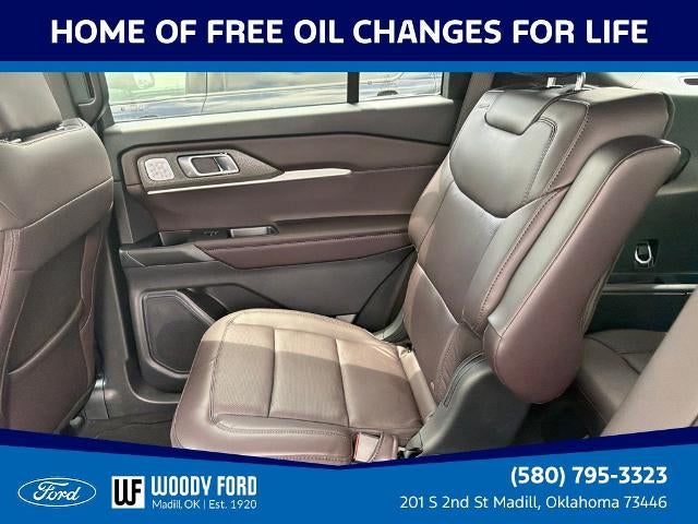 2026 Ford Explorer Platinum RWD