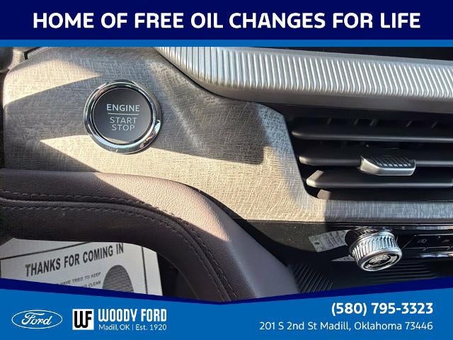 2027 Ford Explorer Platinum RWD
