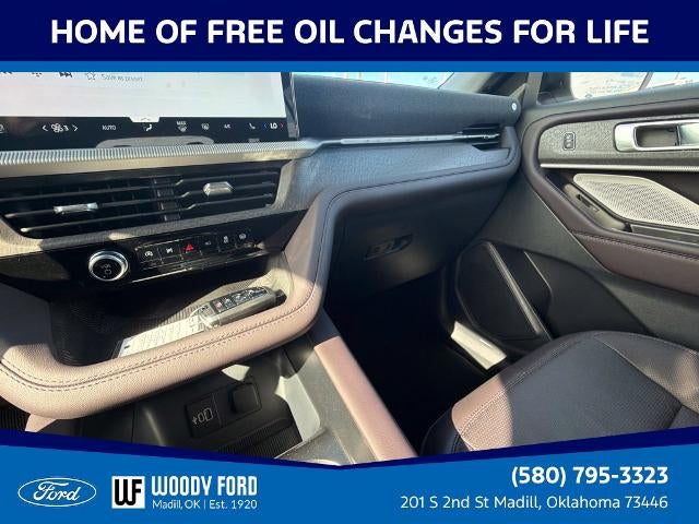 2027 Ford Explorer Platinum RWD
