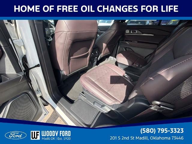 2027 Ford Explorer Platinum RWD