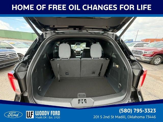 2027 Ford Explorer Active w/100A Pkg 4WD