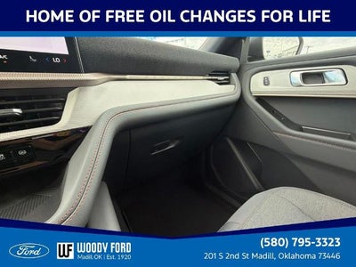 2027 Ford Explorer Active w/100A Pkg 4WD