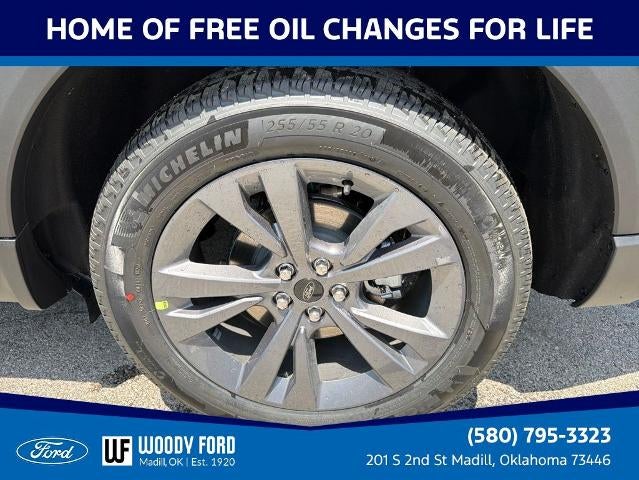 2026 Ford Explorer Active w/100A Pkg 4WD