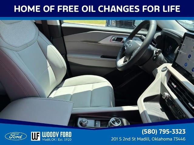 2026 Ford Explorer Active w/100A Pkg 4WD