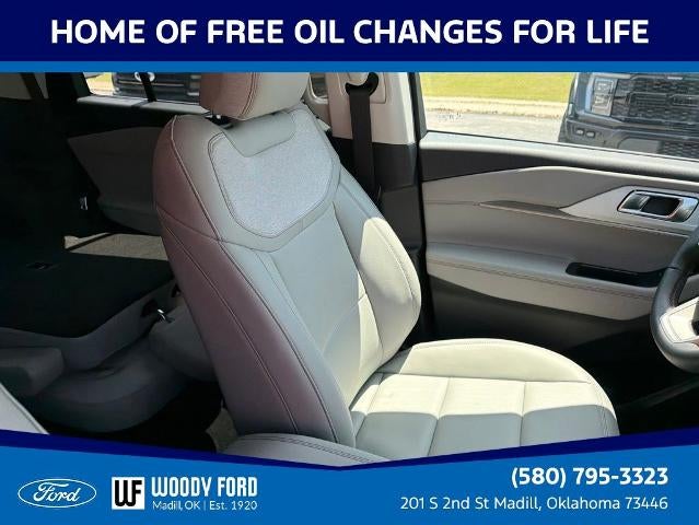 2026 Ford Explorer Active w/100A Pkg 4WD