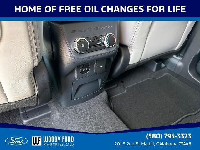 2026 Ford Explorer Active w/100A Pkg 4WD