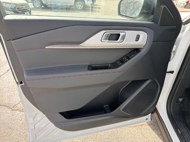 2026 Ford Explorer Active w/100A Pkg 4WD