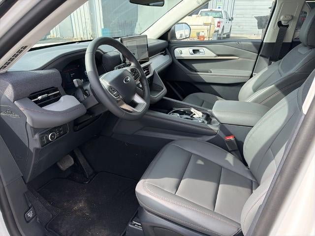 2026 Ford Explorer Active w/100A Pkg 4WD