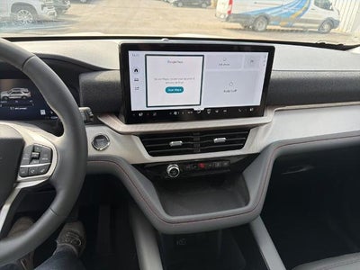 2026 Ford Explorer Active w/100A Pkg 4WD