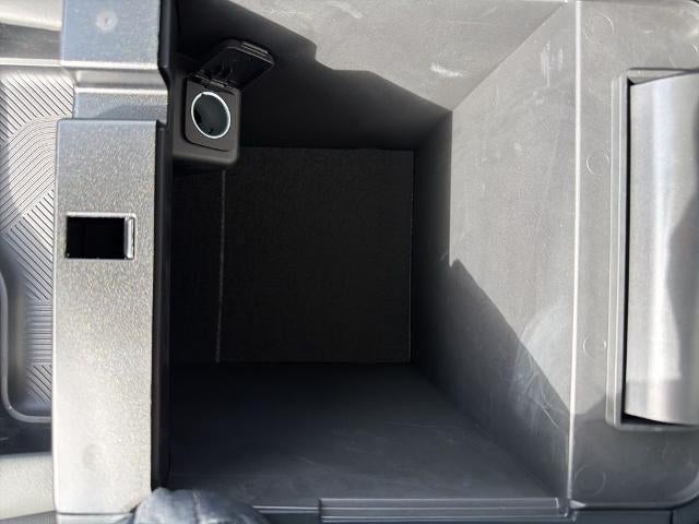 2026 Ford Explorer Active w/100A Pkg 4WD