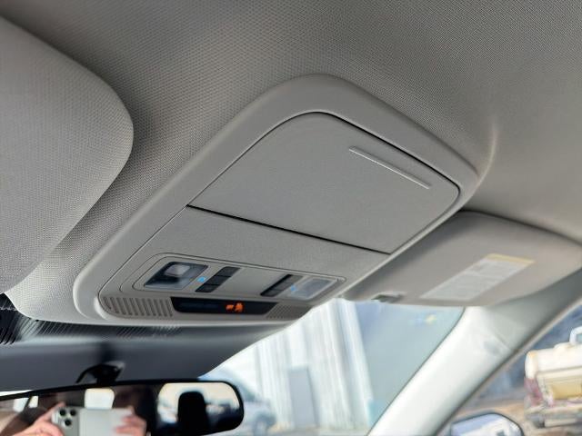 2026 Ford Explorer Active w/100A Pkg 4WD