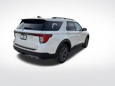 2026 Ford Explorer Active w/100A Pkg 4WD