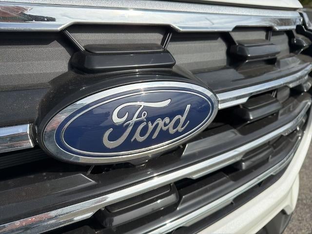 2026 Ford Explorer Active w/100A Pkg 4WD