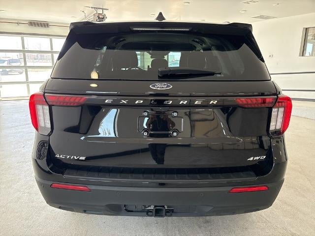 2025 Ford Explorer Active 4WD