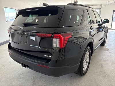 2025 Ford Explorer Active 4WD