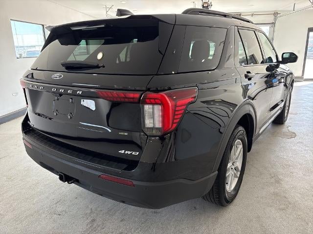 2025 Ford Explorer Active 4WD